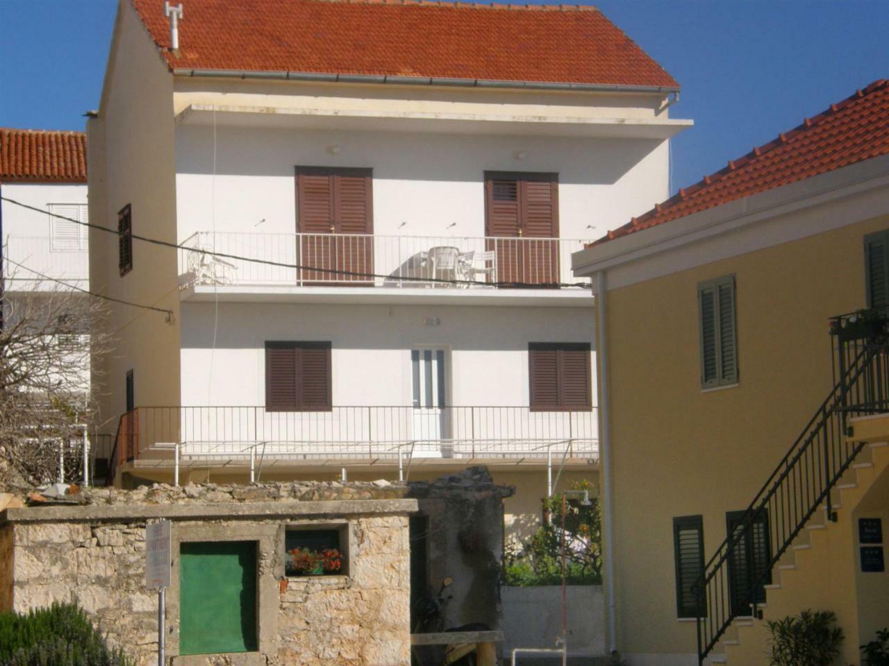 Apartments Guzela Primošten Buitenkant foto